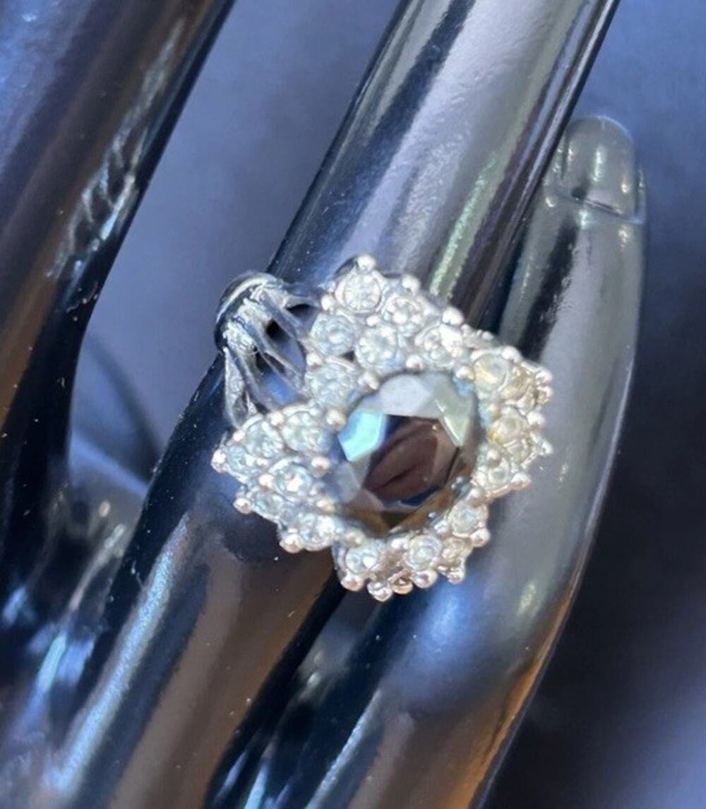 Ladies Vintage Black Opal Gemstones Cluster 18k HGE White Gold Ring Size 5.25